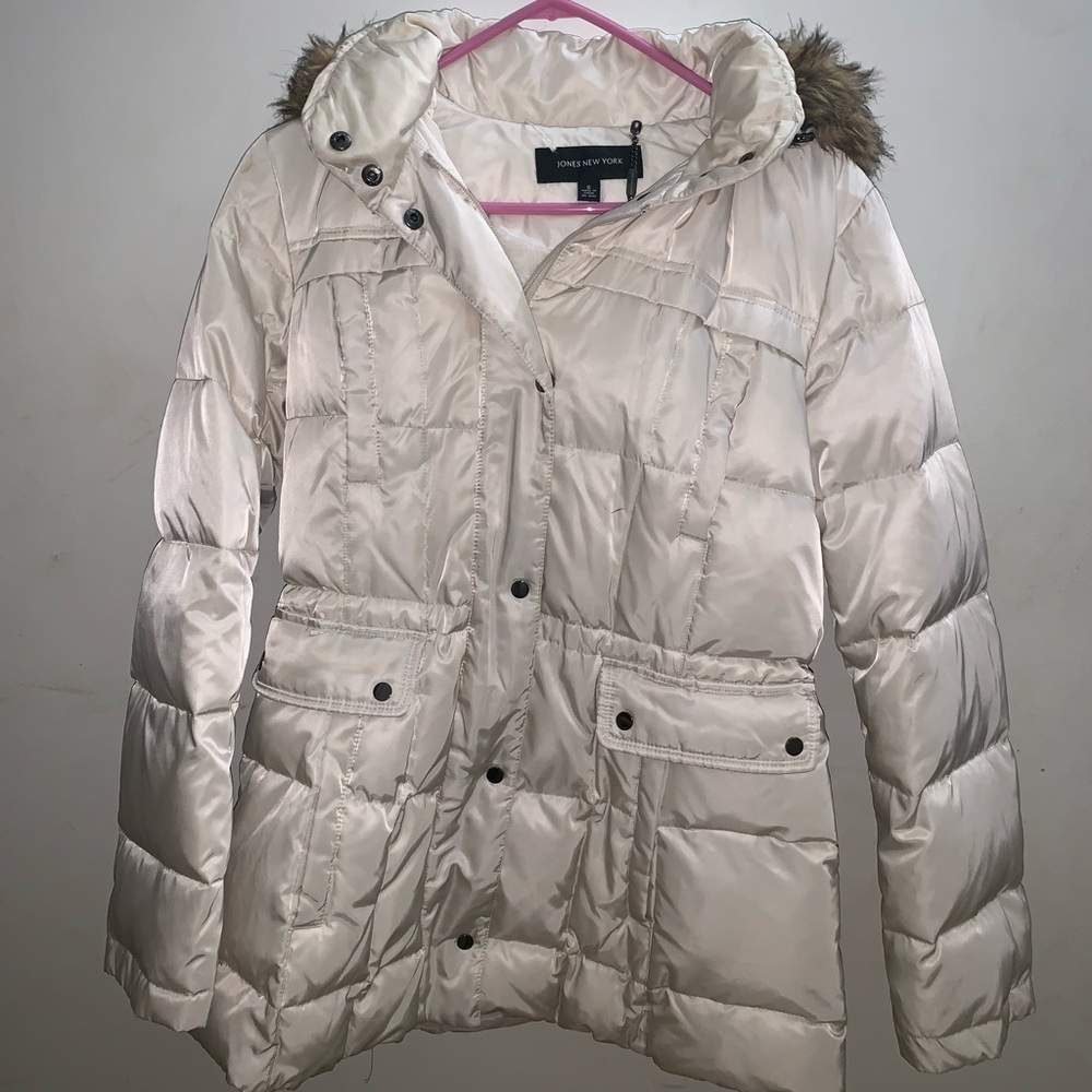WOMENS white jacket